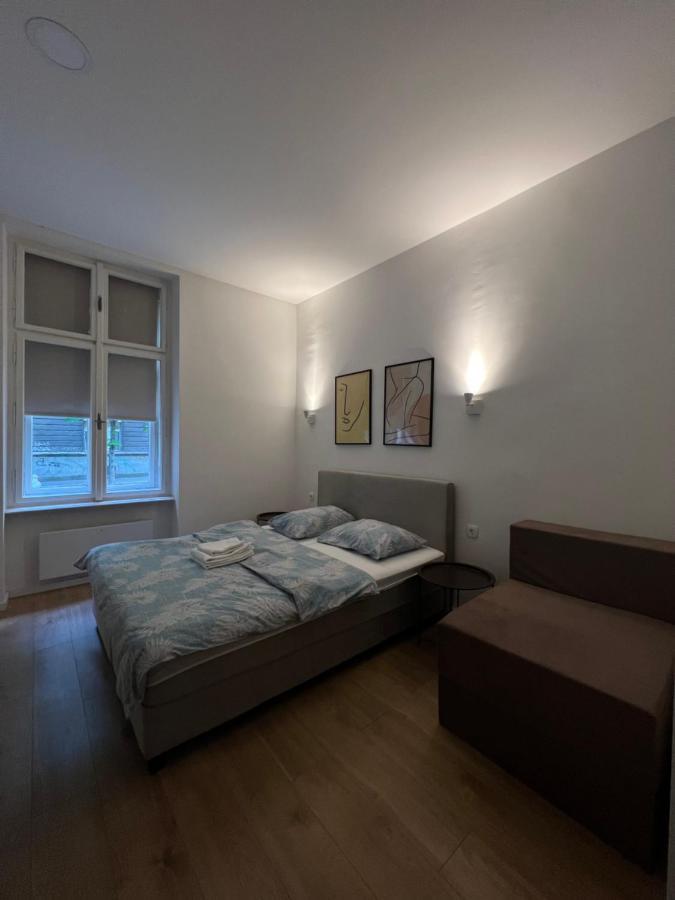 Noble Studio Apartments Zagreb Buitenkant foto